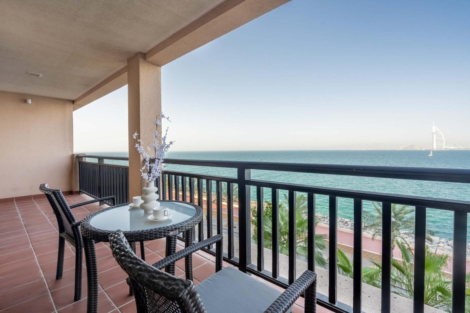 Guestready - Burj Al Arab View At Royal Amwaj Appartement